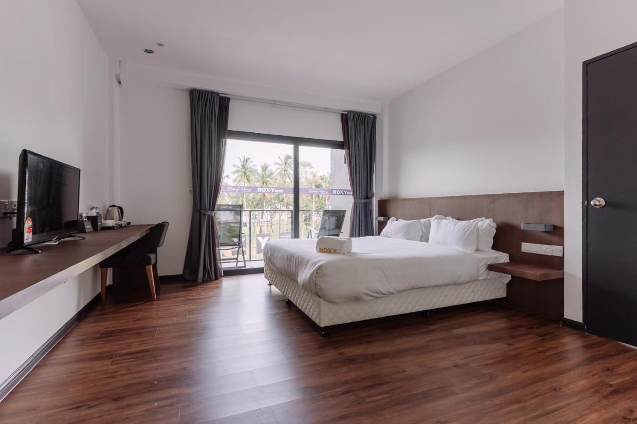 Roxy Sematan Villa & Townhouse Exteriér fotografie