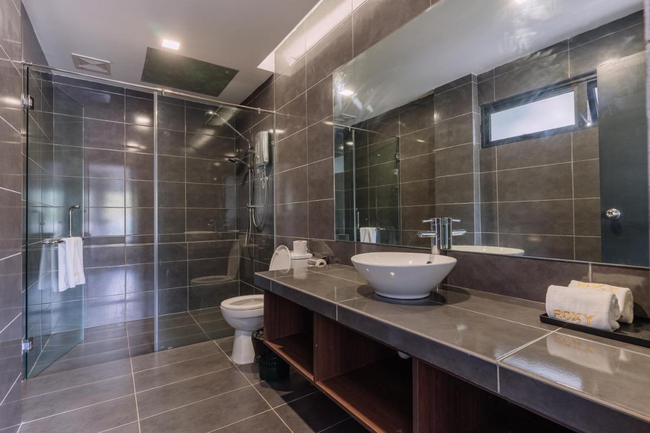 Roxy Sematan Villa & Townhouse Exteriér fotografie