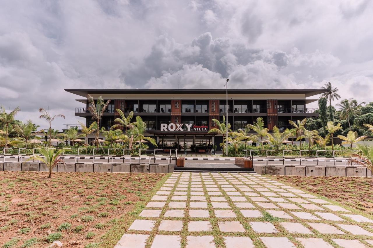 Roxy Sematan Villa & Townhouse Exteriér fotografie