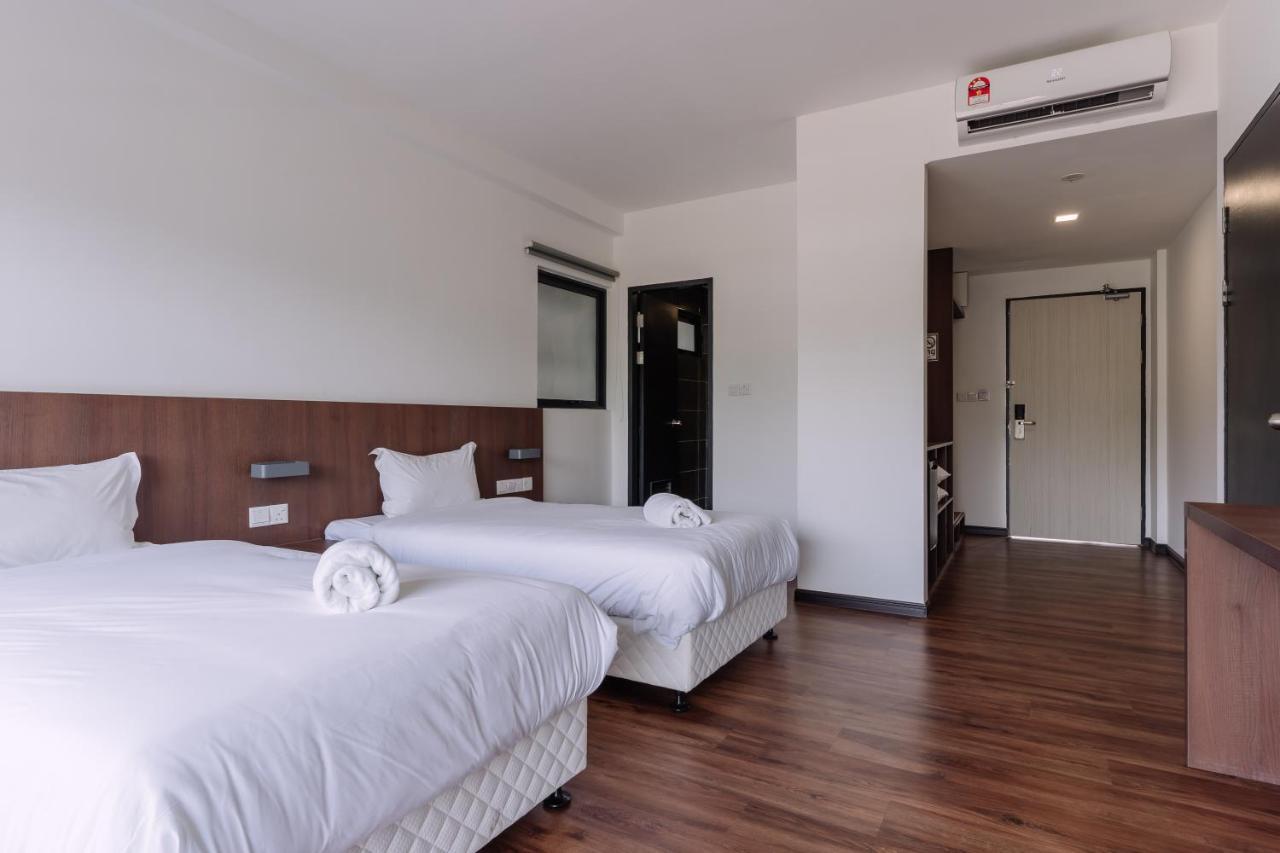 Roxy Sematan Villa & Townhouse Exteriér fotografie