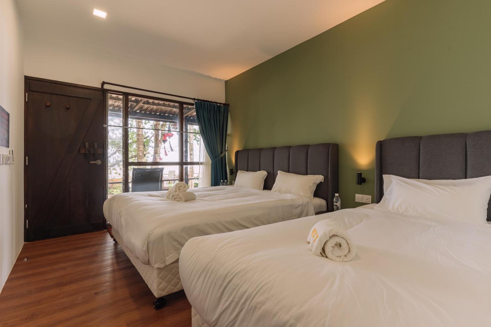 Roxy Sematan Villa & Townhouse Exteriér fotografie